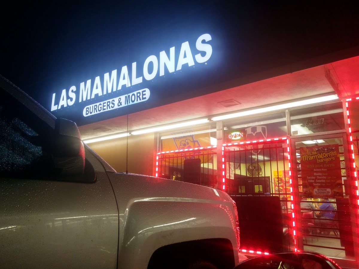 Las Mamalonas Burgers
