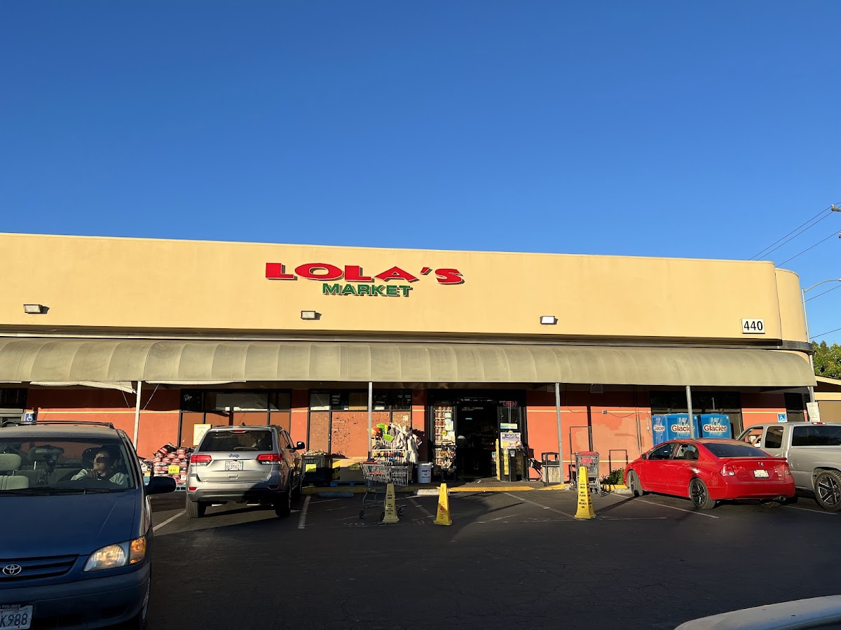 Lola's Market